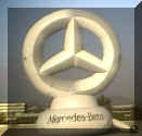mercedes2.jpg (18874 bytes)