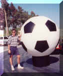 soccerball-8ft.jpg (68691 bytes)
