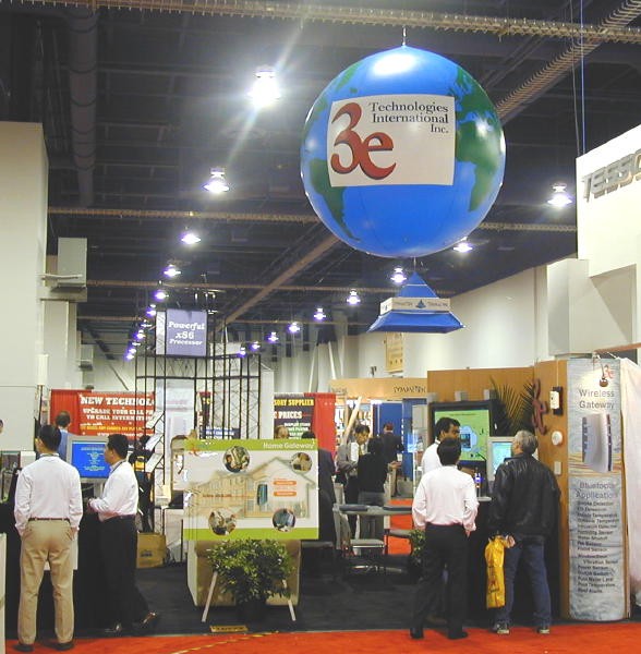 Trade show store balloons